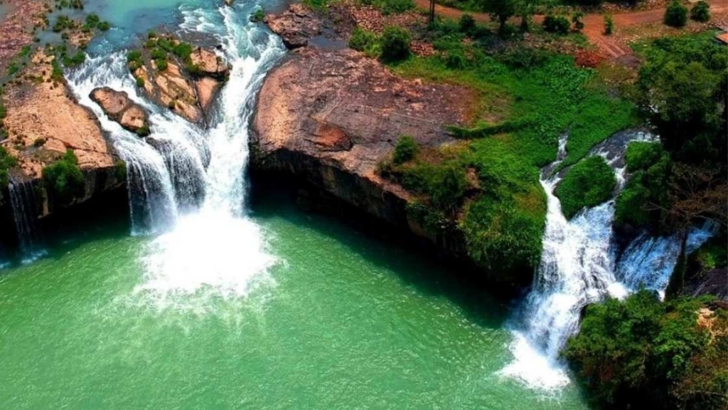 Top 3 Dịch Vụ Taxi Đưa Đón Thác Dray Sap Uy Tín Nhất Hiện Nay Là Gì?