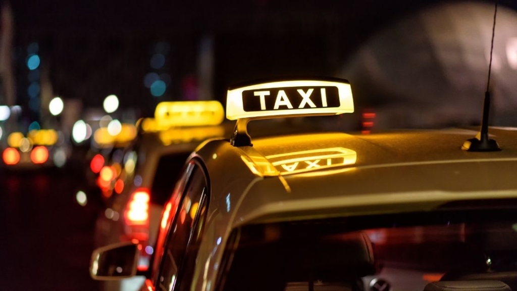 Đâu Là Top 5 Hãng Taxi Buôn Ma Thuột Đi Ea Kar Giá Rẻ, Phục Vụ 24/7 Hiện Nay?