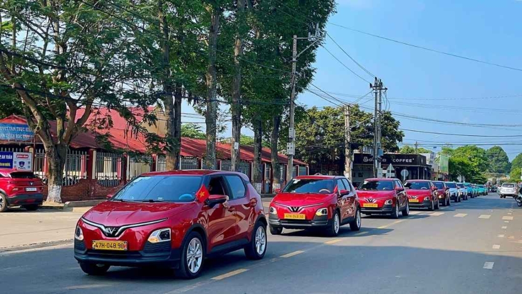 Bảng Giá Cước Taxi Phương Đông 2025 Cập Nhật Mới Nhất Có Gì Thay Đổi?