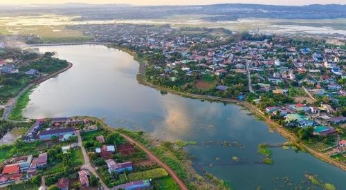 Hồ Sen Buôn Trấp - Khu du lịch sinh thái ngay trung tâm huyện