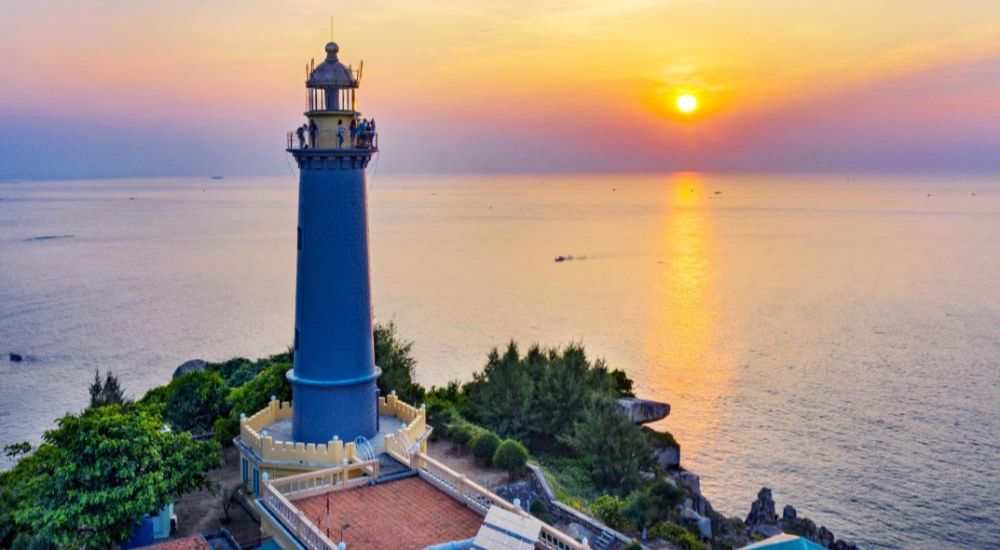 Mũi Điện (Đại Lãnh) - Điểm đón bình minh sớm nhất Việt Nam