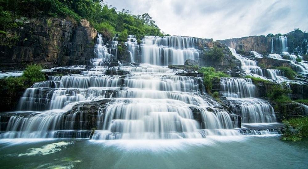 Bảng Giá Xe Đi Thác Thủy Tiên và Các Tuyến Kết Hợp