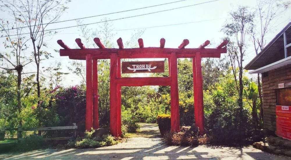 Bảng Giá Xe Đi Khu Sinh Thái Troh Bư và Các Tuyến Kết Hợp